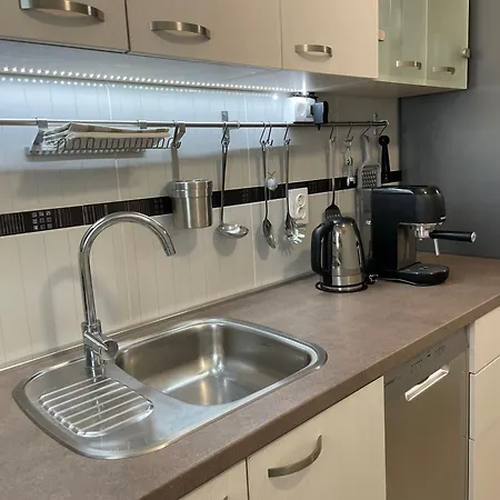 Olive Apartment *