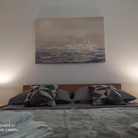Olive Apartment Mandre